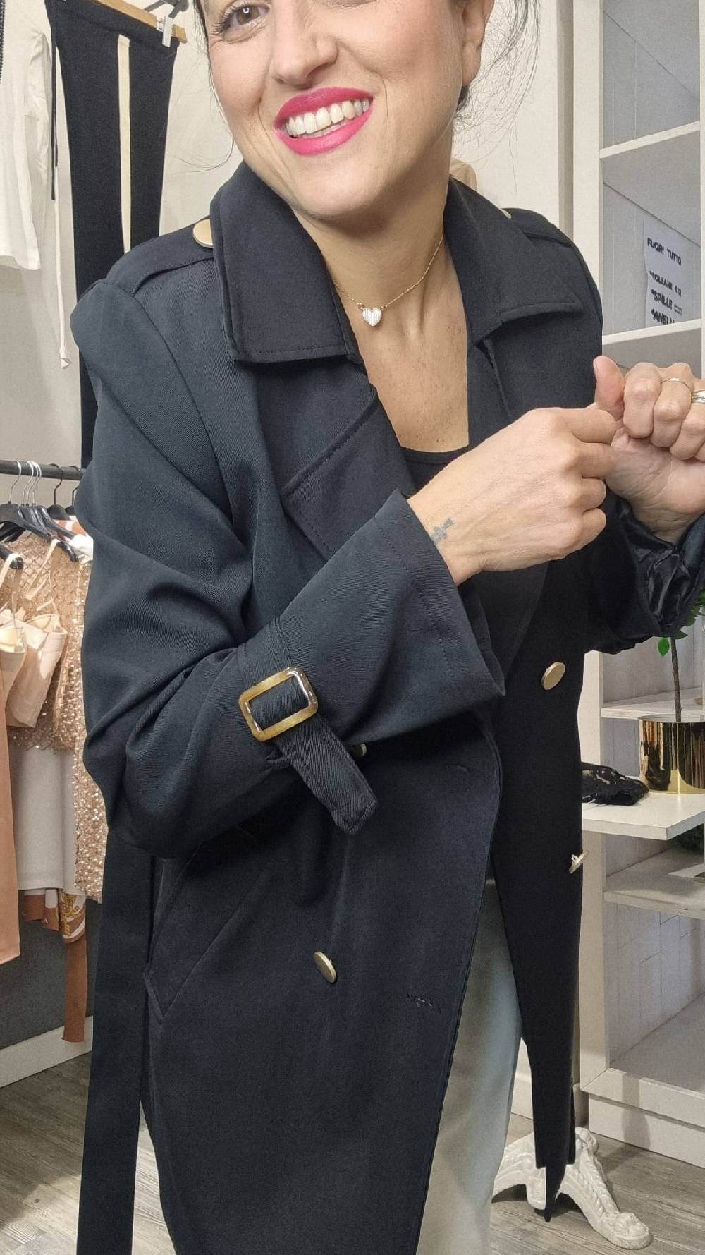 Le Chicche Trench Corto In Linea