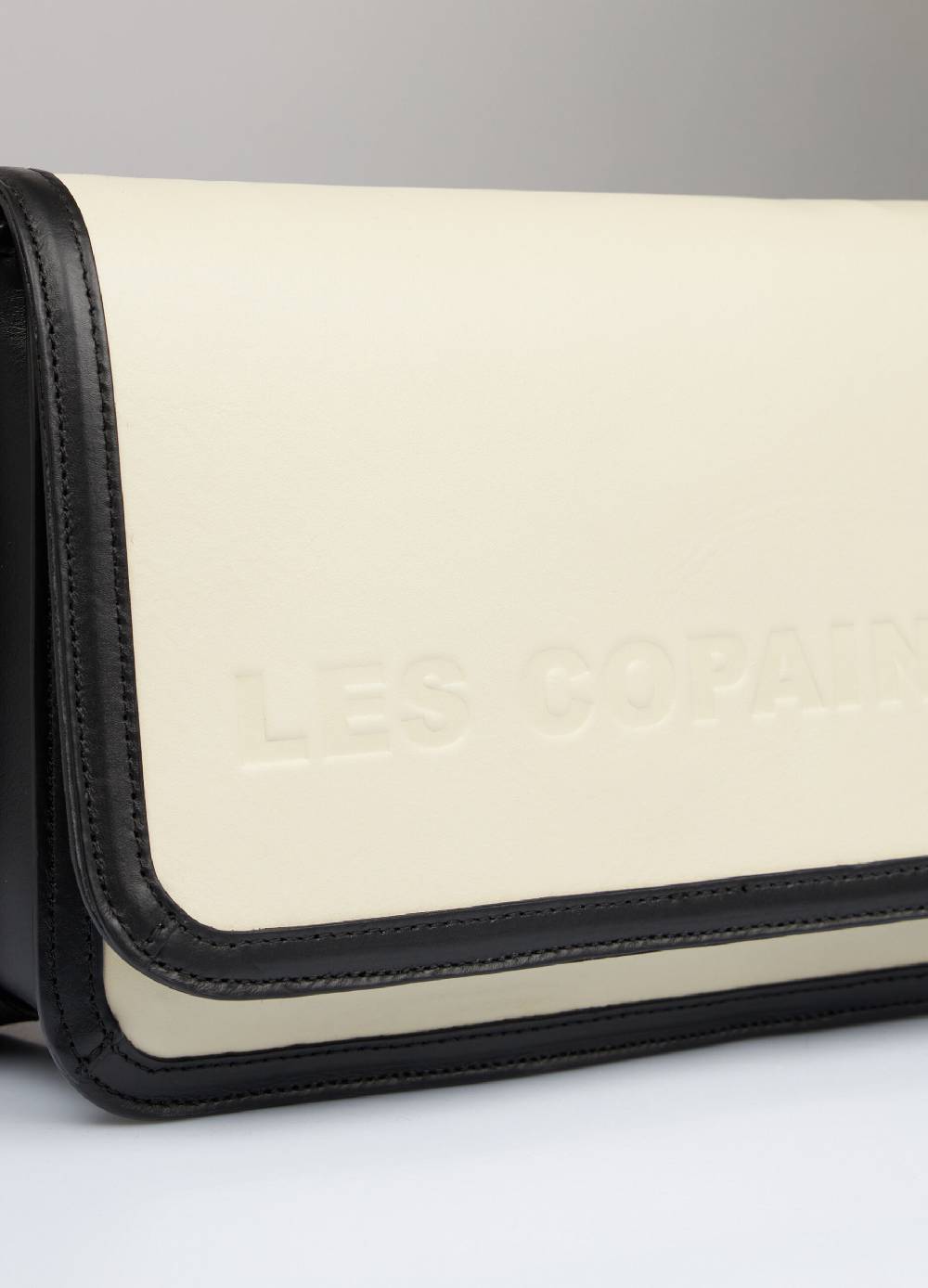 ﻿ LES COPAINSBorsa a tracolla in vera pelle Spedizione Gratuita
