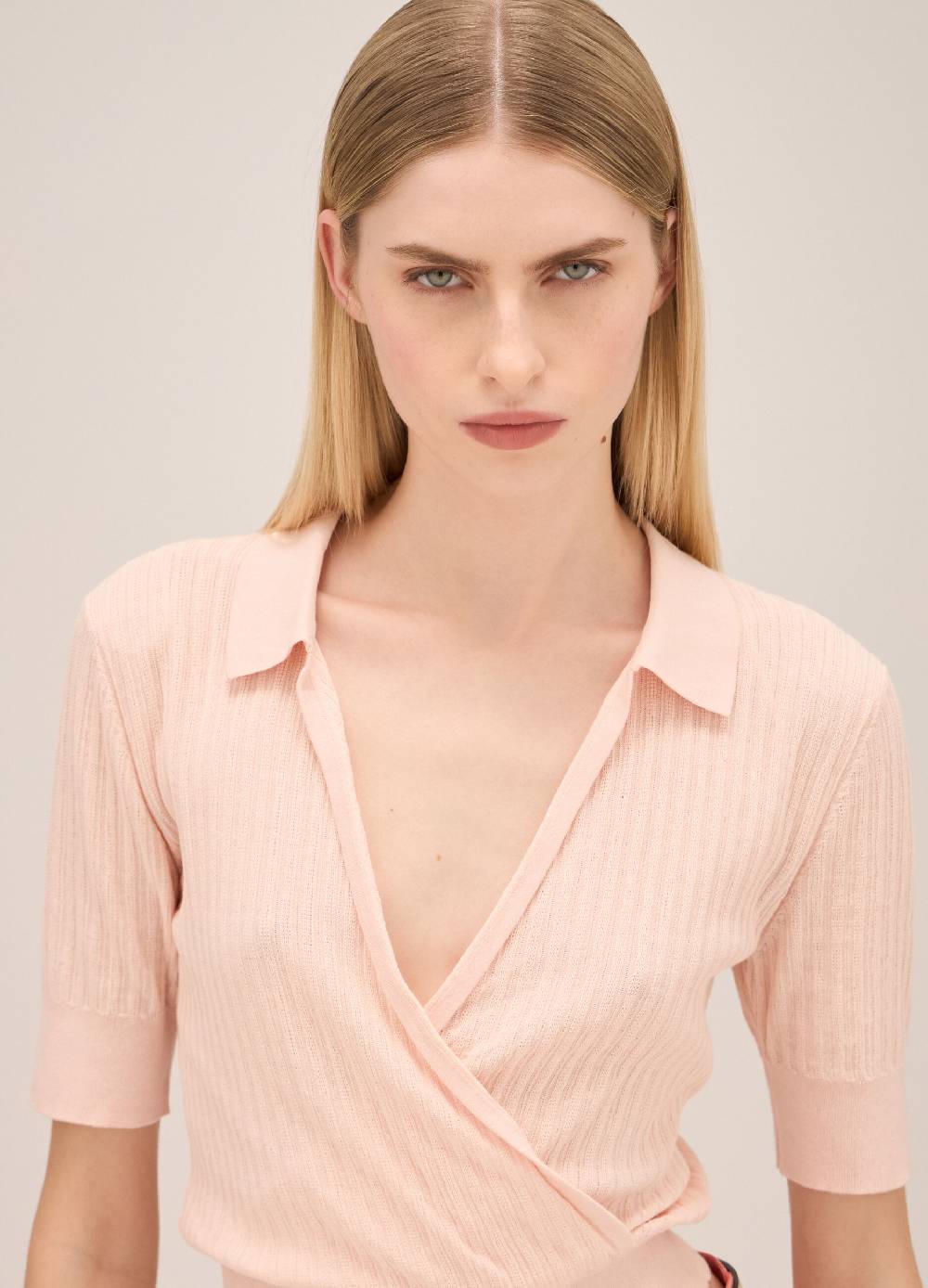 LES COPAINST-shirt con scollo a V Nuovo