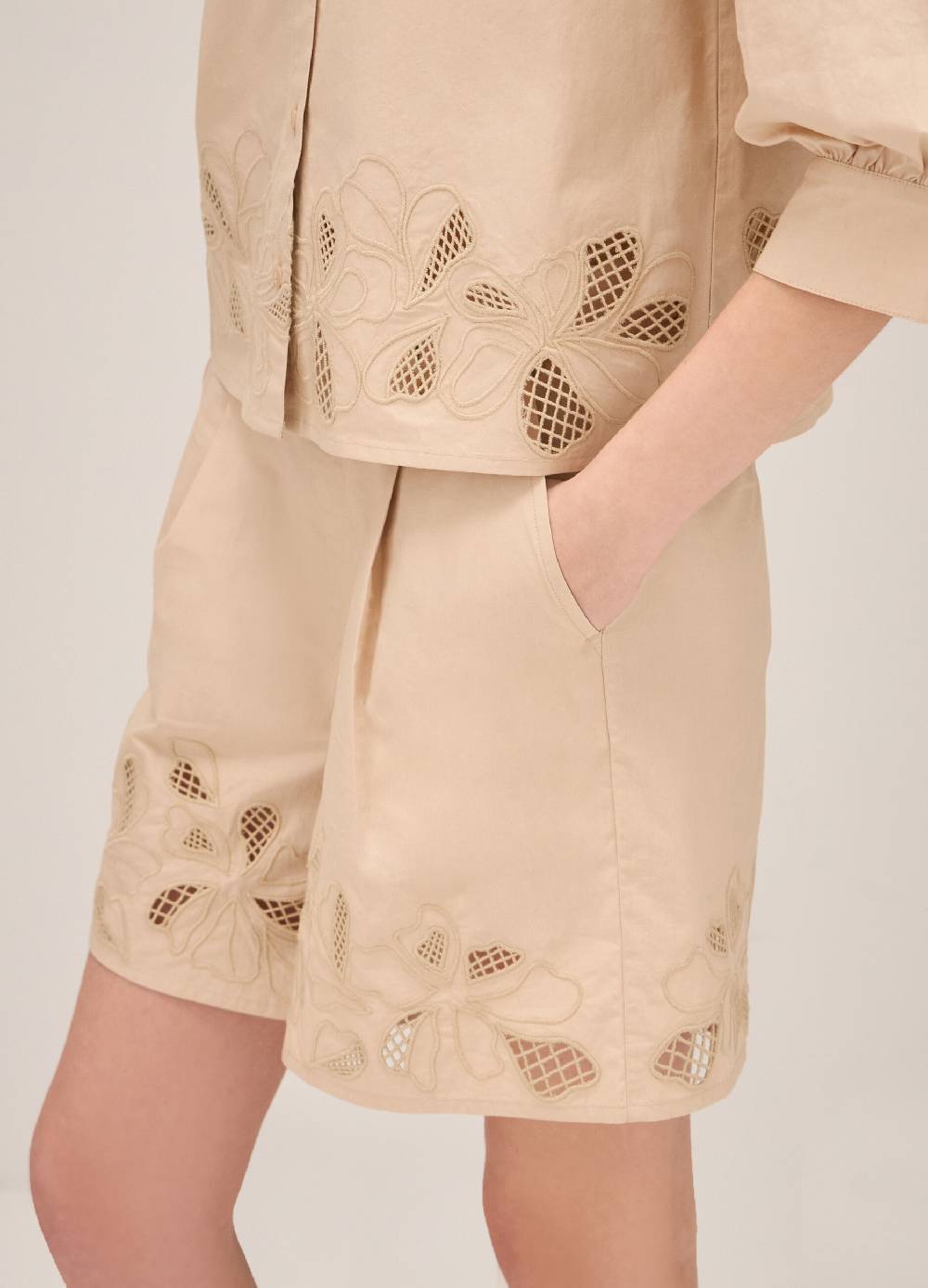 LES COPAINSShorts in cotone con ricamo Ultimi due giorni