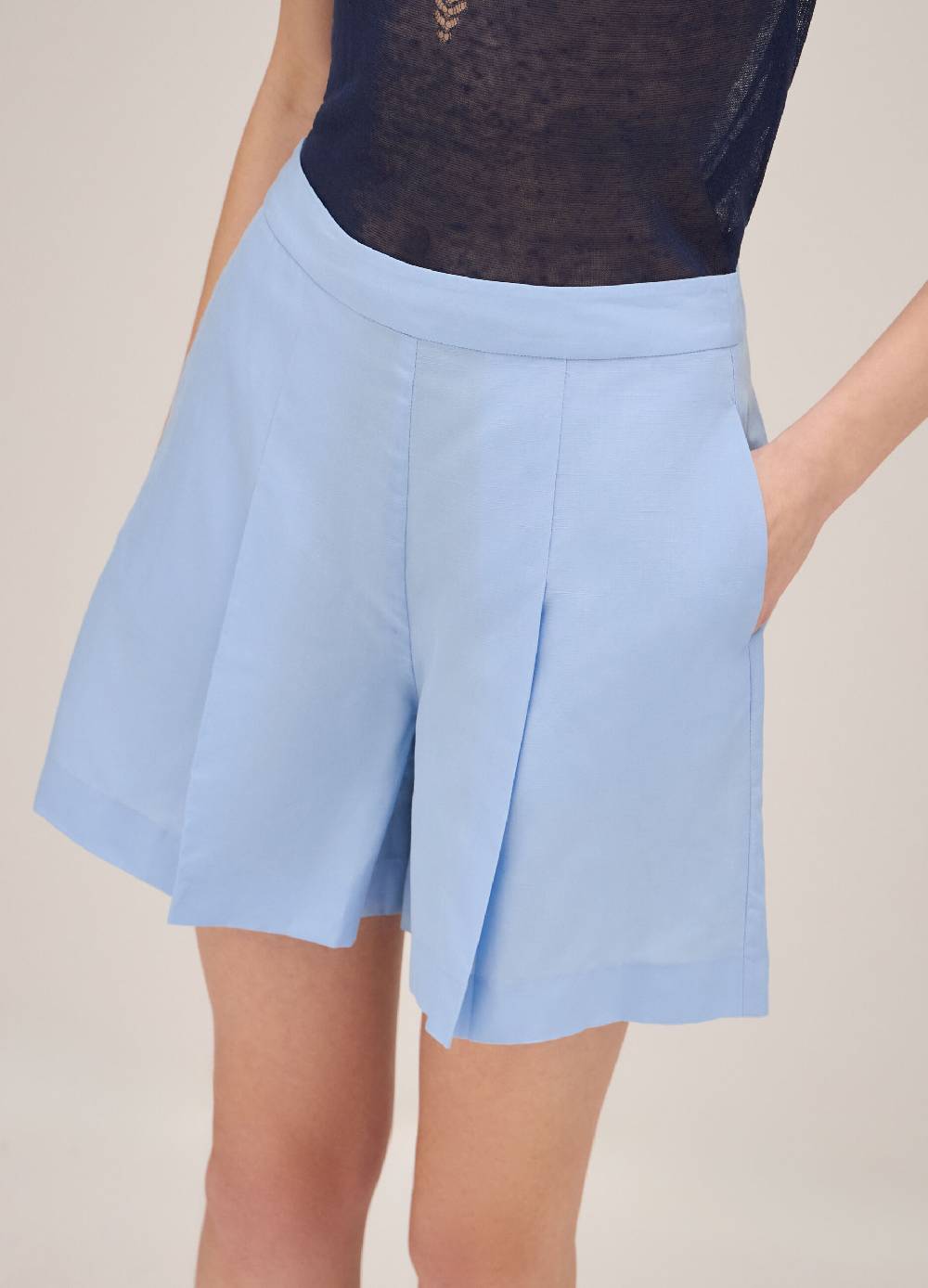 LES COPAINSPantaloni shorts in lyocell e lino Fino al 50% di sconto
