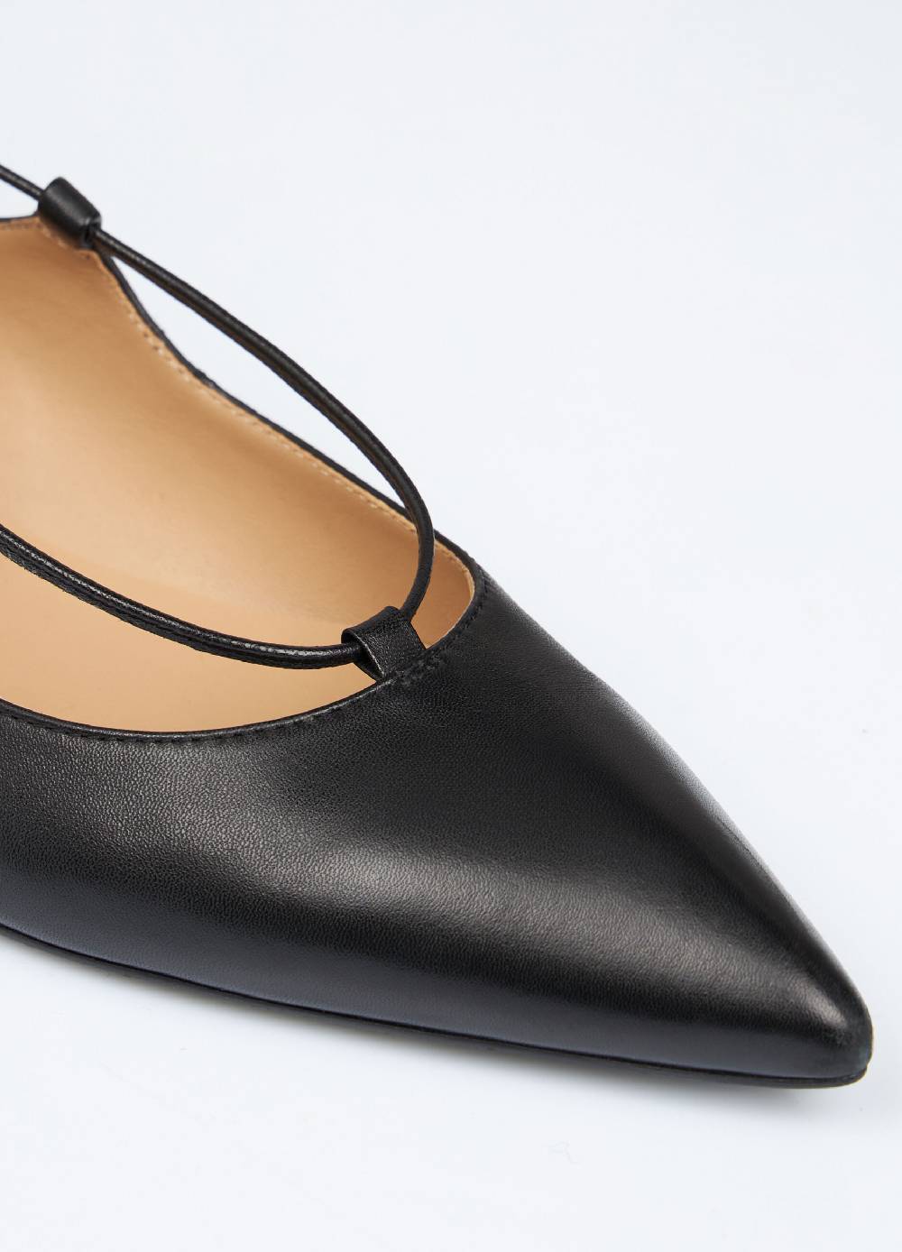 LES COPAINSBallerine in vera pelle con laccetti Negozio