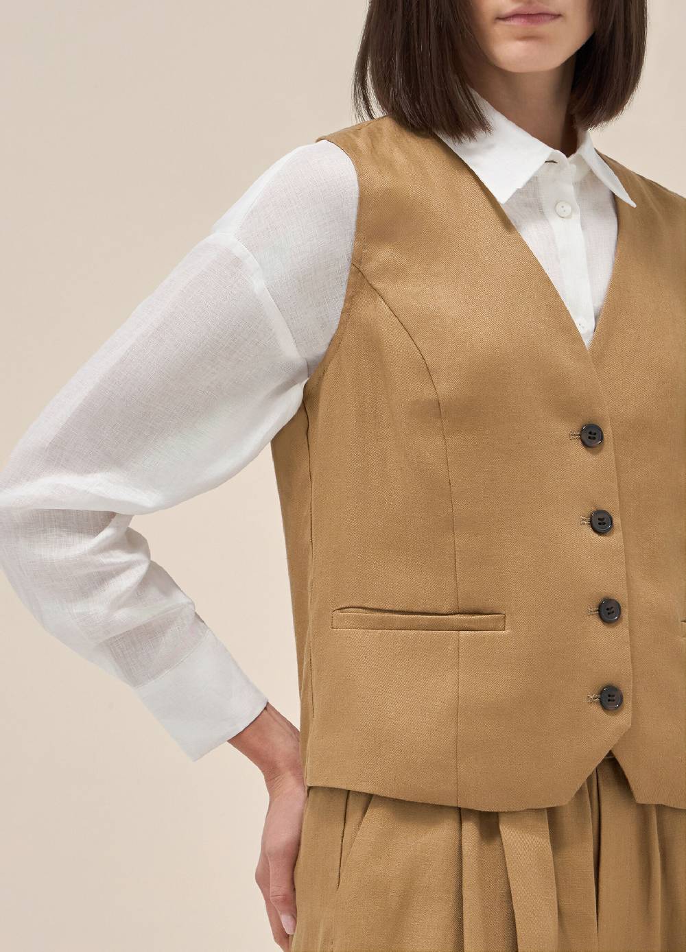 LES COPAINSGilet in puro lino Grandi sconti