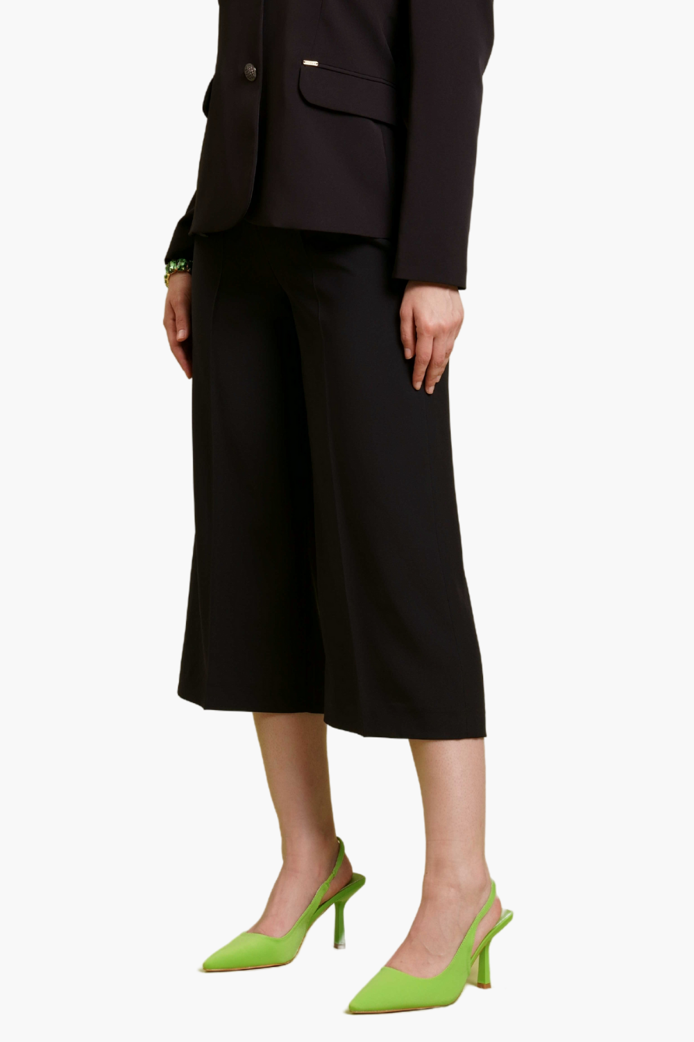 Nualy PANTALONE ZUAVA Offerta