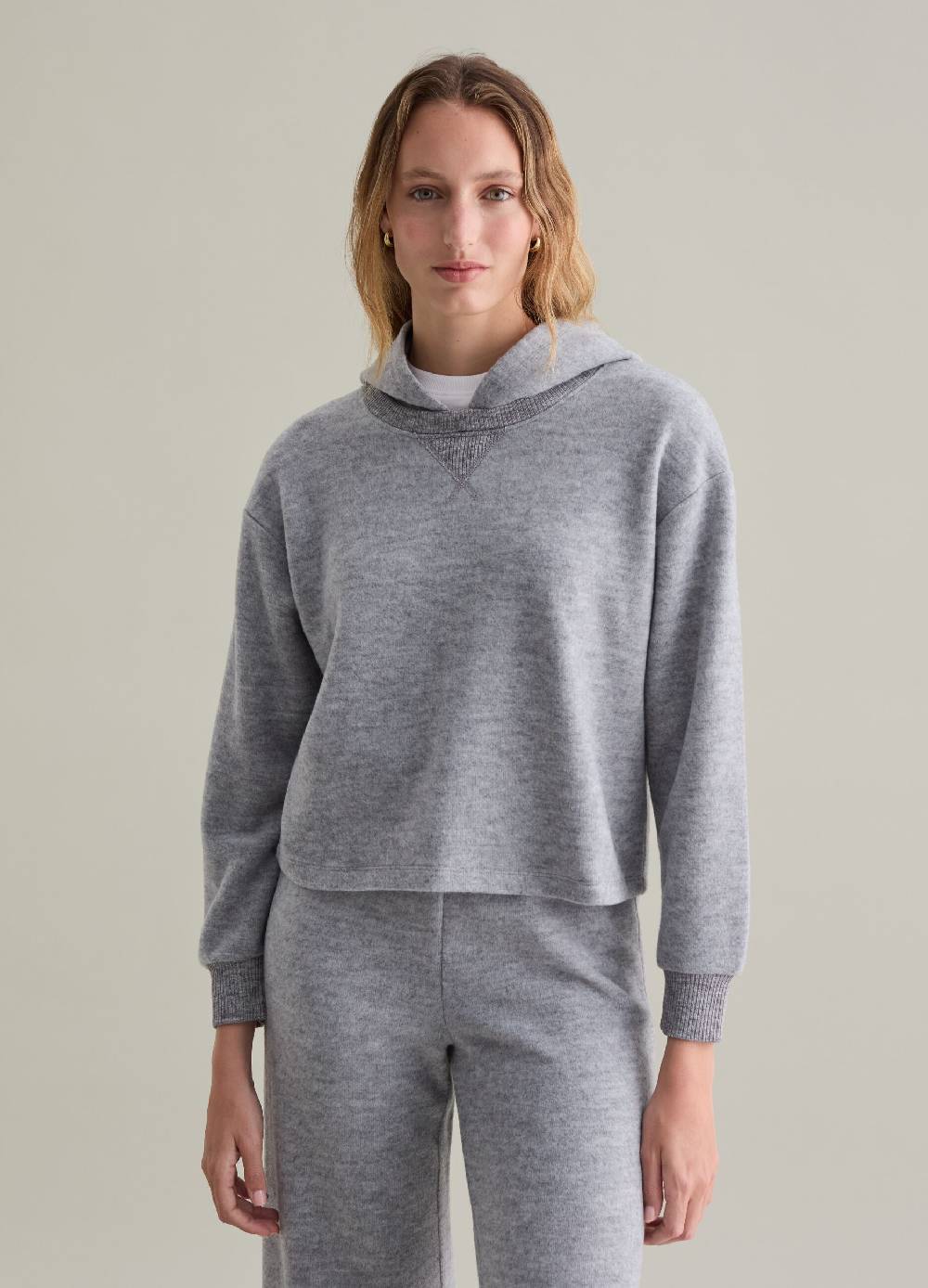PIOMBO Top in maglia con cappuccio a maniche lunghe Sottocosto