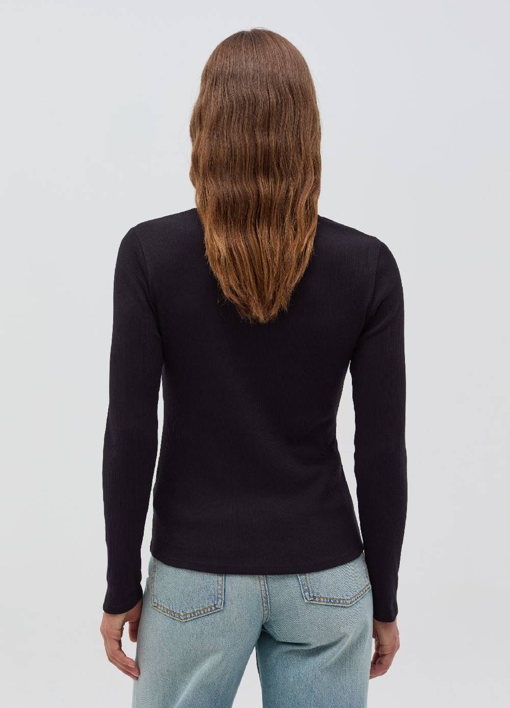 OVS T-shirt a costine sottili con scollo a V Sconto