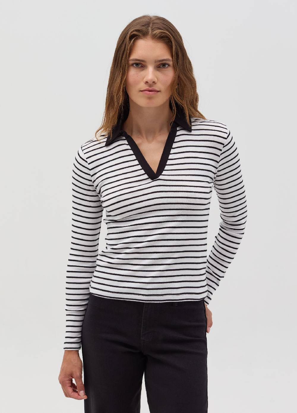 OVS T-shirt a maniche lunghe con scollo a polo 2025