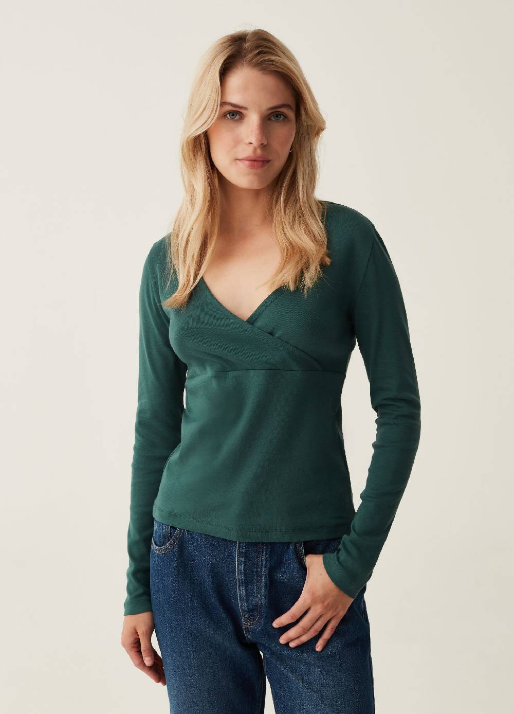 OVS T-shirt scollo a V con incrocio laterale In Linea