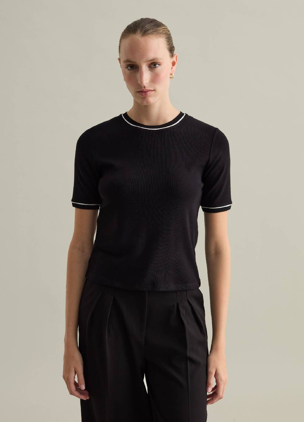 PIOMBO T-shirt con piping a contrasto Contemporary Novità