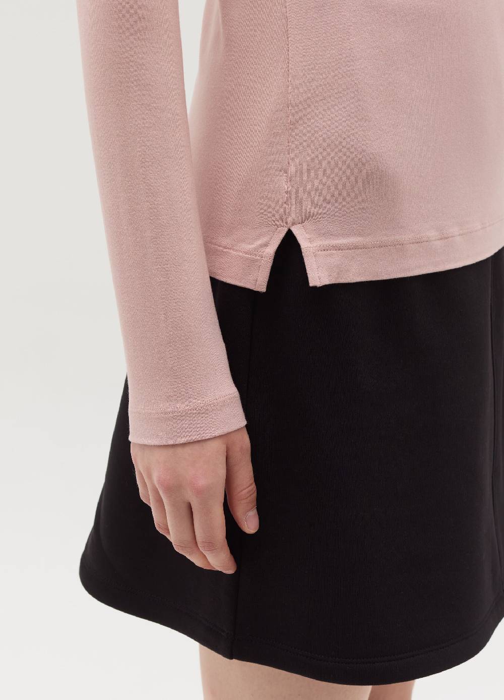 OVS T-shirt in viscosa stretch con scollo a V Affare Del Giorno
