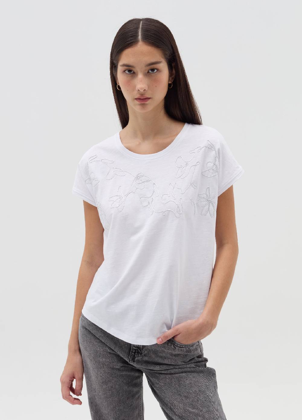 OVS T-shirt con ricamo floreale Sottocosto