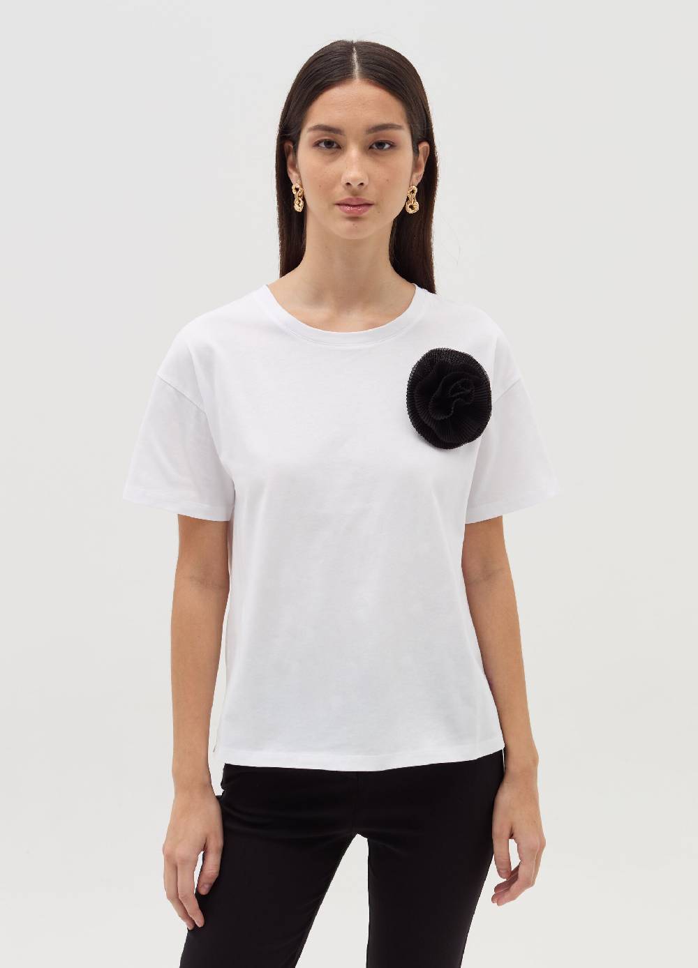 OVS T-shirt con applicazione floreale In Saldo