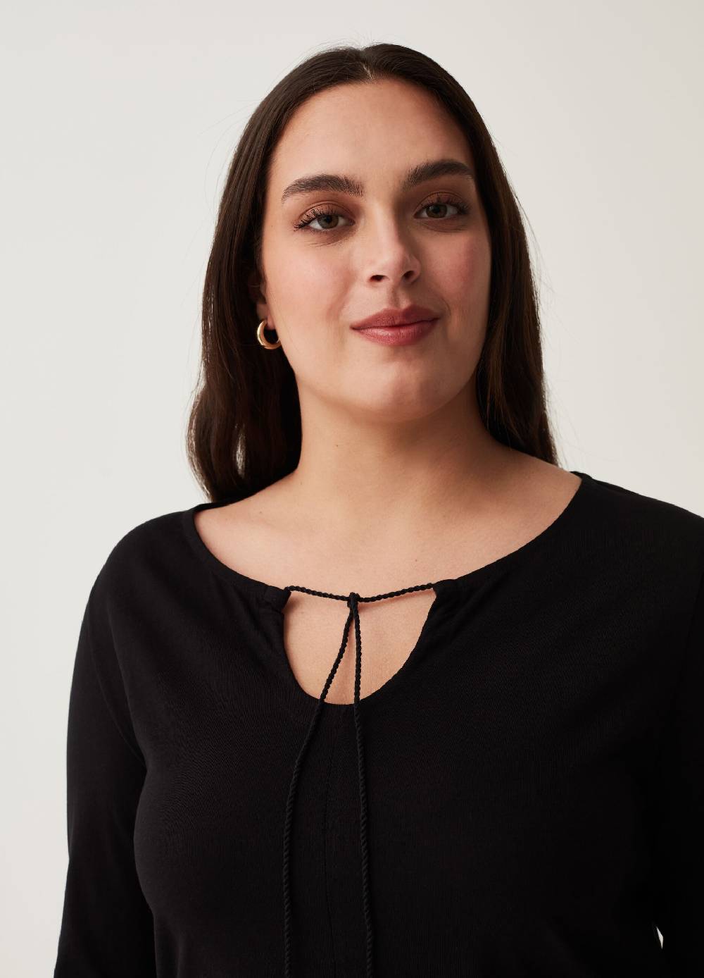 MYA T-shirt a maniche lunghe con laccetto Curvy Vendita