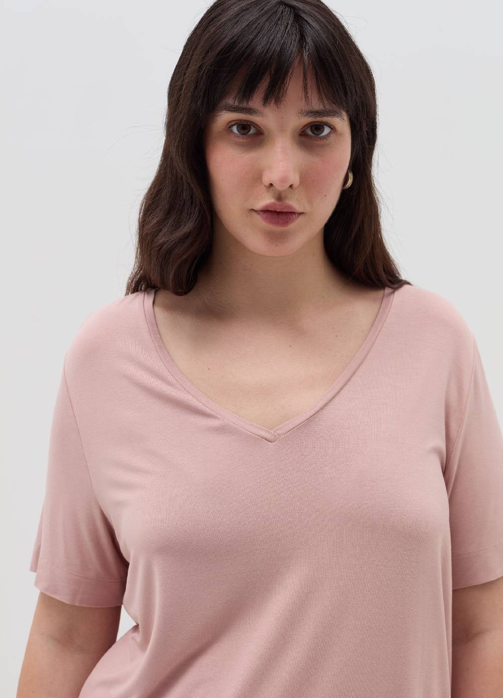 MYA T-shirt con scollo a V Curvy Consegna Veloce