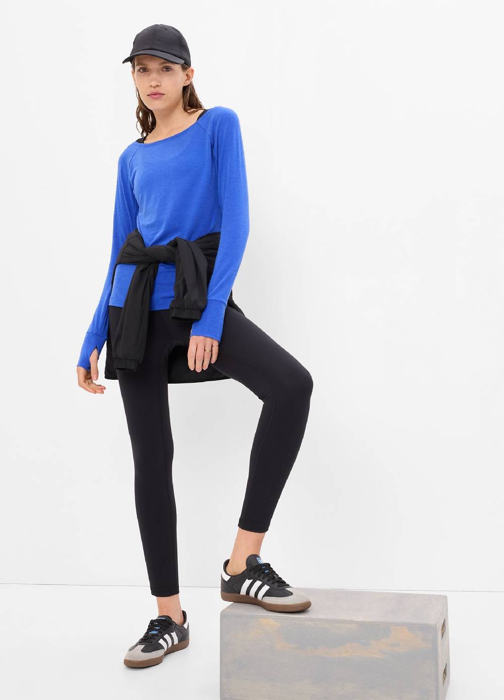 GAP T-shirt in tessuto traspirante Economico