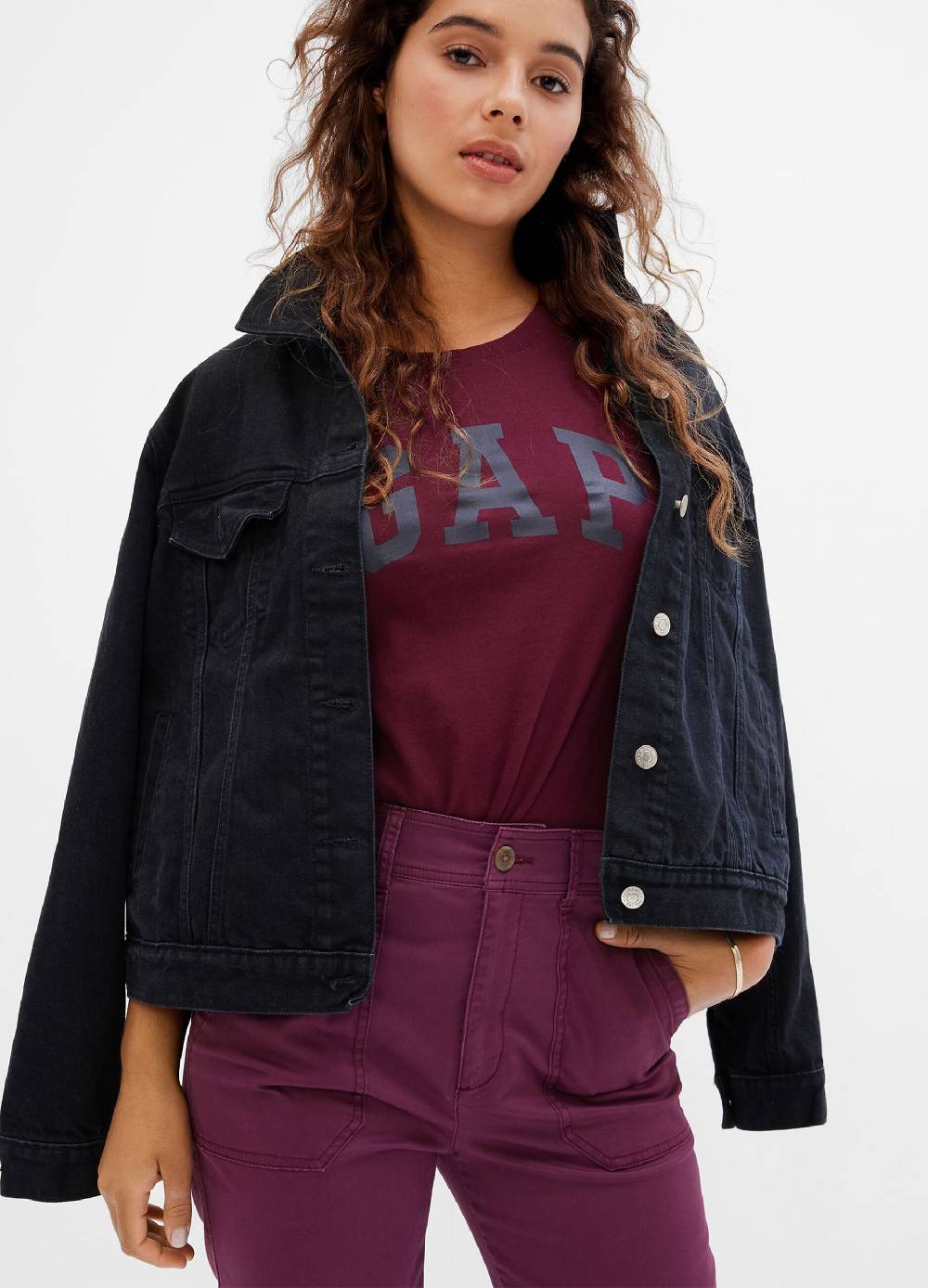GAP T-shirt in jersey con stampa logo Saldi