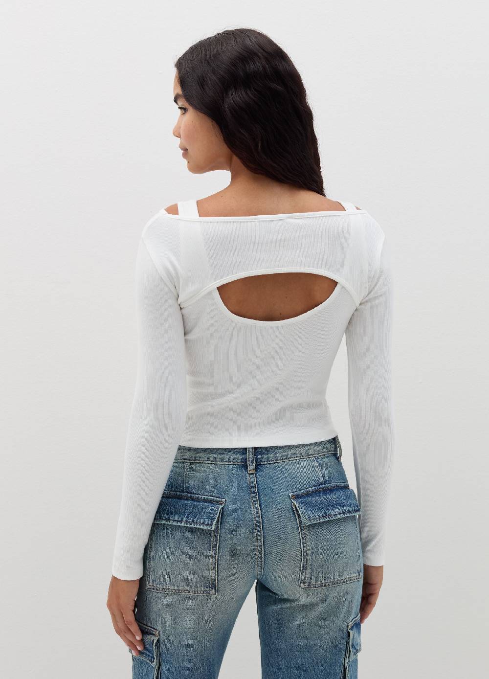 B. ANGEL T-shirt a maniche lunghe con dettaglio cut out Nuova