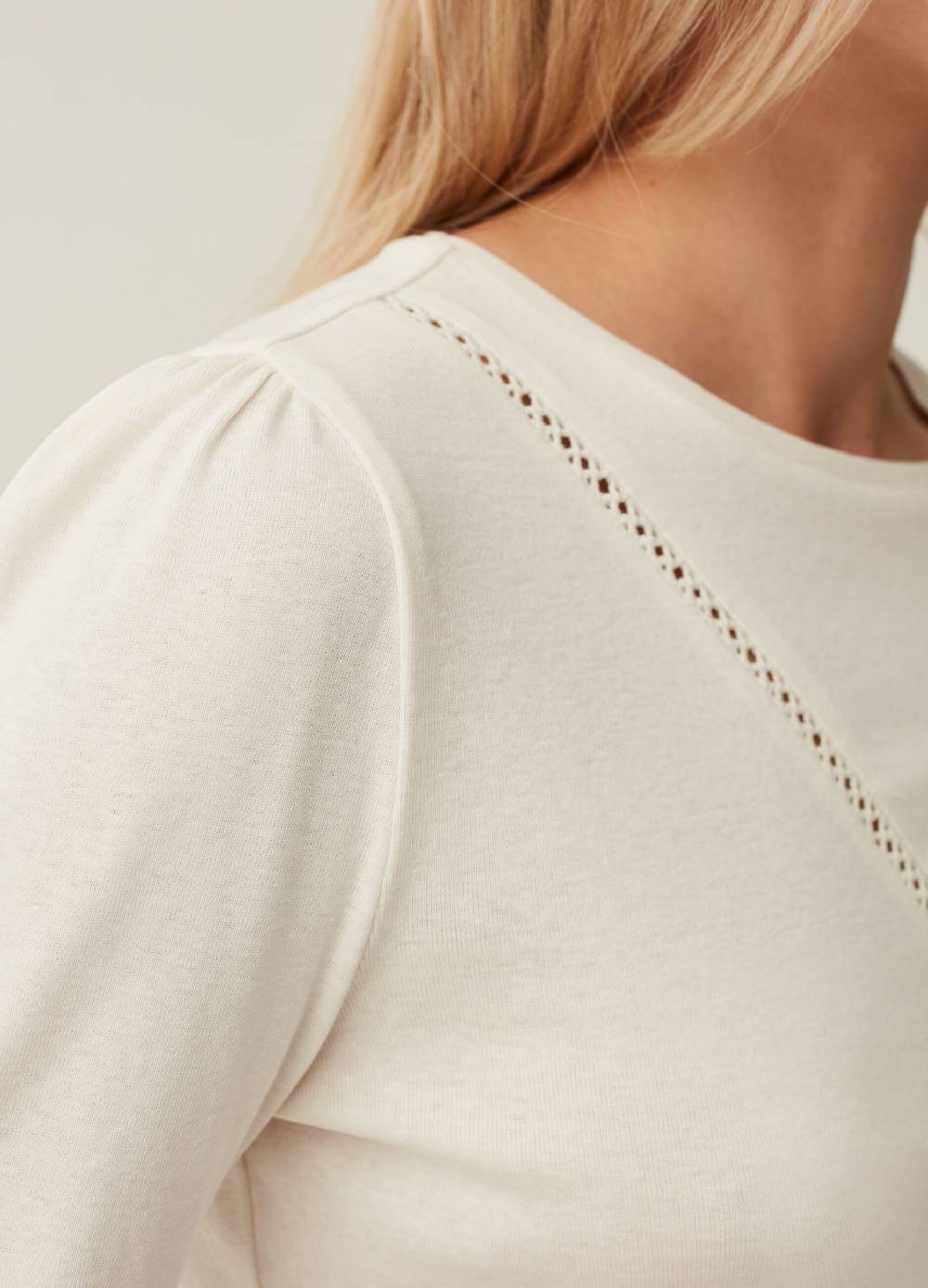 OVS T-shirt con dettaglio traforato Online