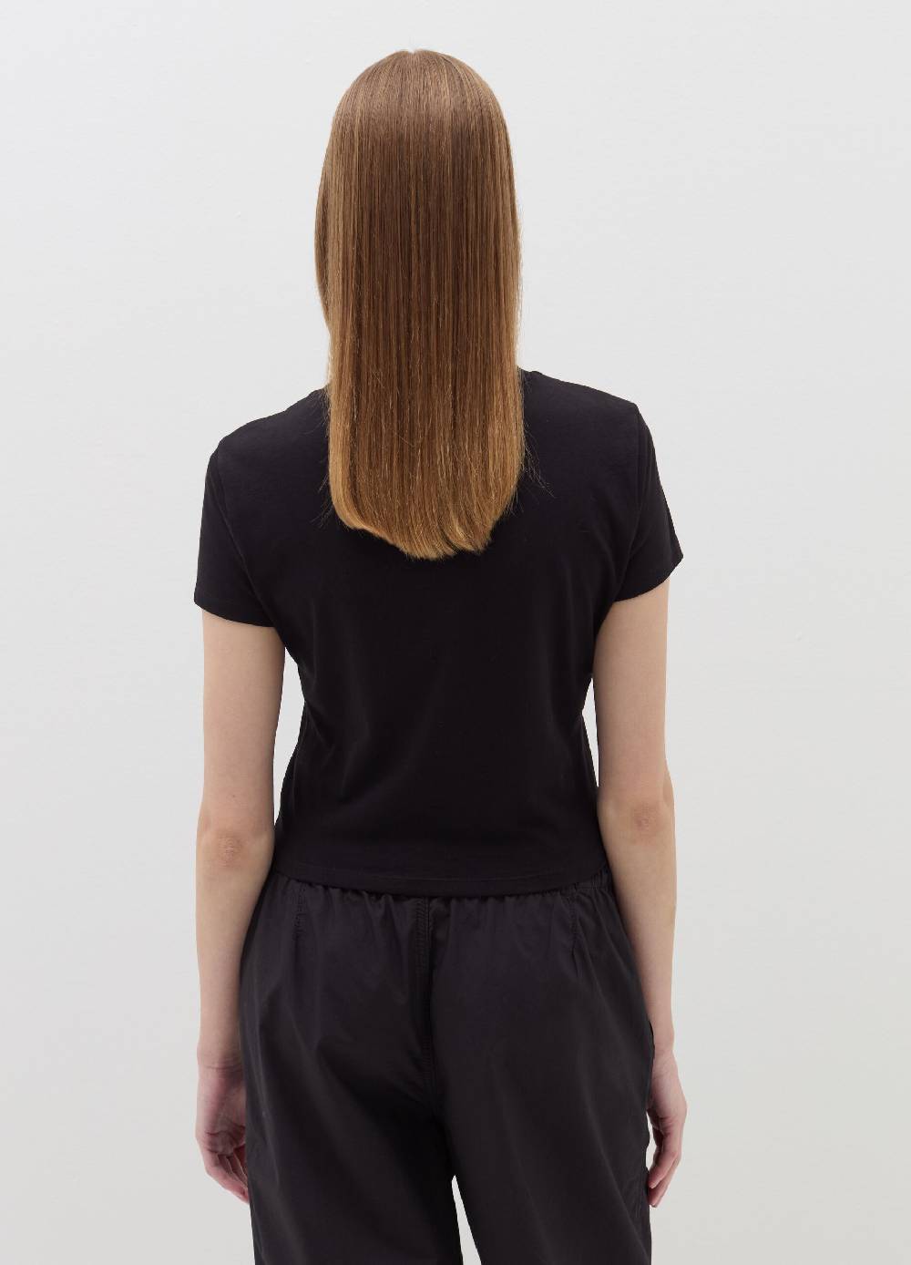 B. ANGEL T-shirt crop con ricamo lettering Consegna Veloce