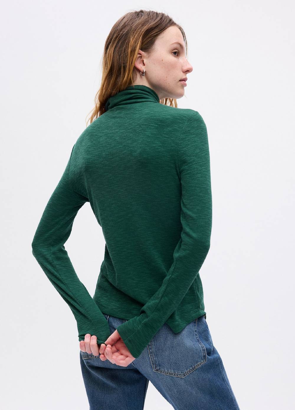 GAP T-shirt a costine sottili con collo alto 2025