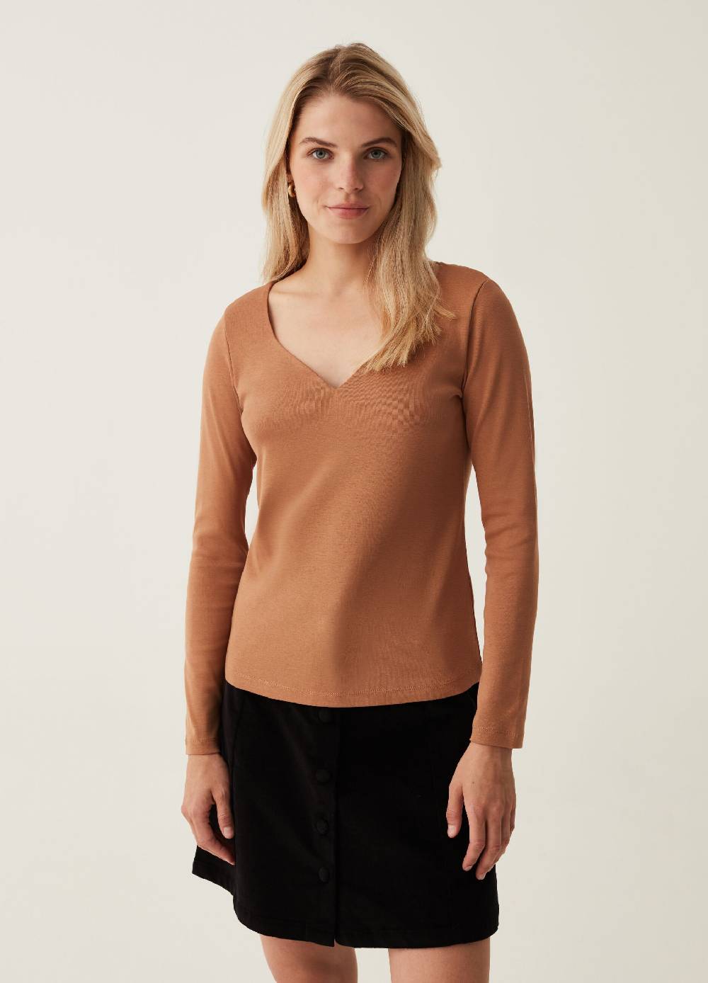 OVS T-shirt a maniche lunghe con scollo a cuore Offerte