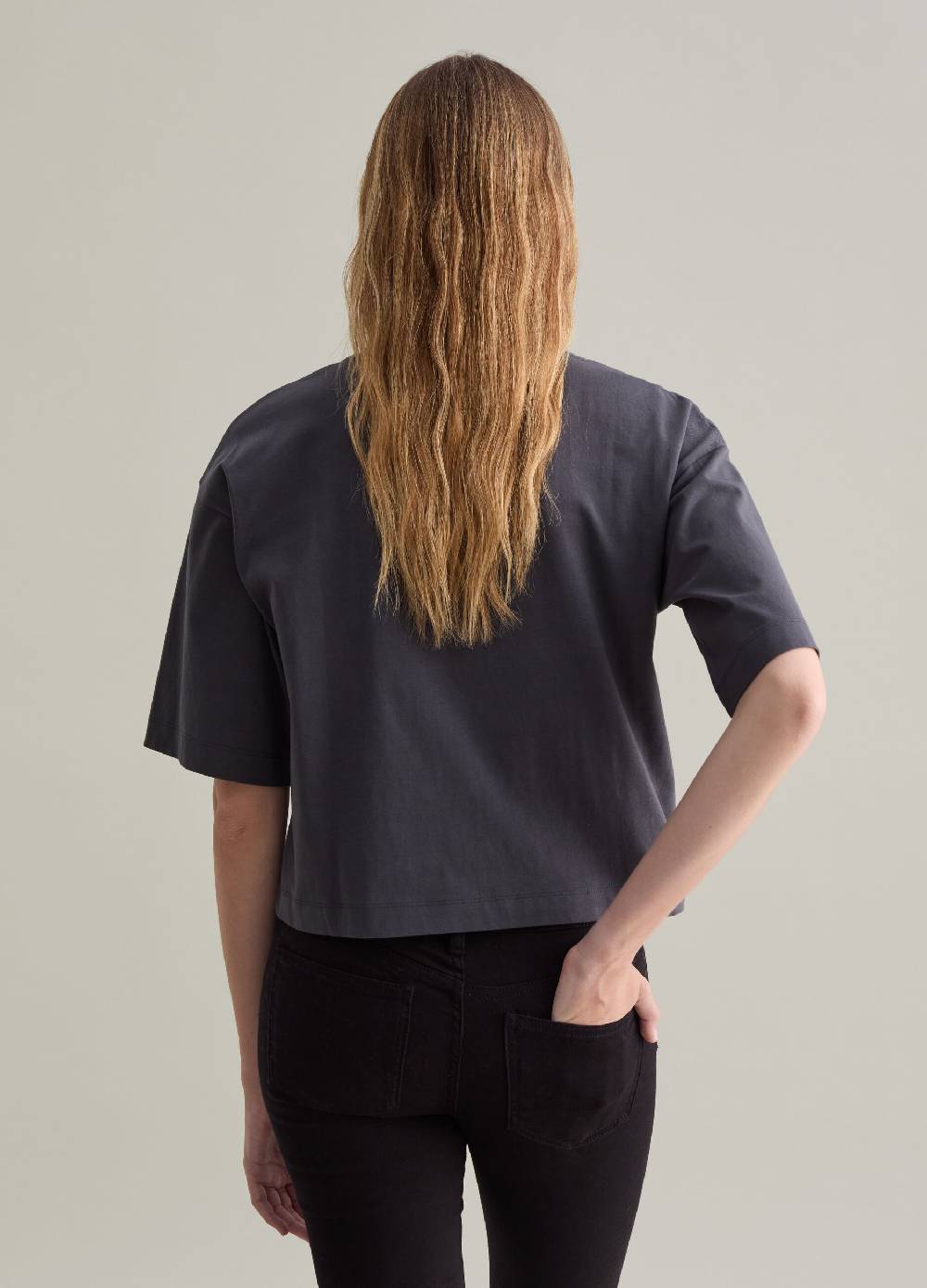 PIOMBO T-shirt over con ricamo floreale Offerta San Valentino