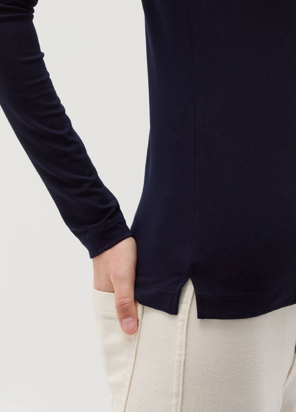 OVS T-shirt in viscosa stretch con scollo a V Smaltimento dello stoccaggio