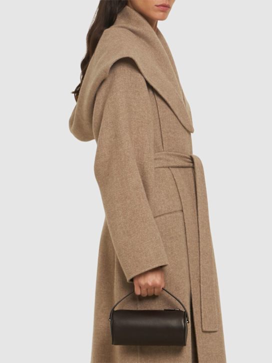 Luisaviaroma Borsa Round 90s in nappa Offerta