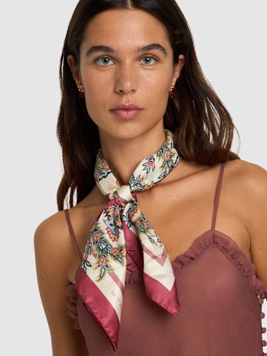 Luisaviaroma Foulard in seta stampata Liquidazione