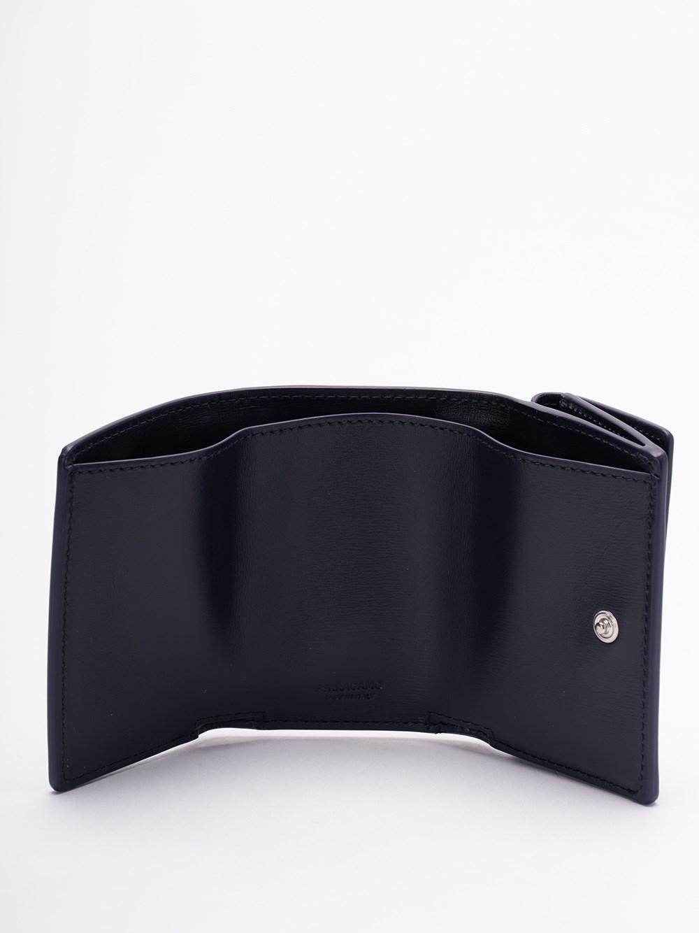 Ferragamo `Classic` Wallet Latest fashion