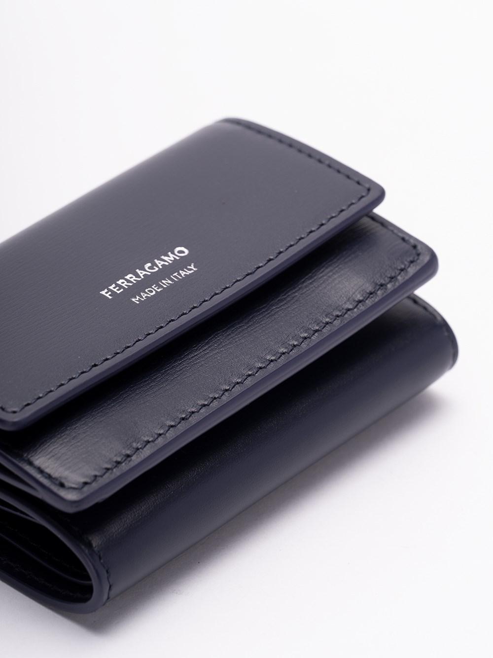 Ferragamo `Classic` Wallet Latest fashion