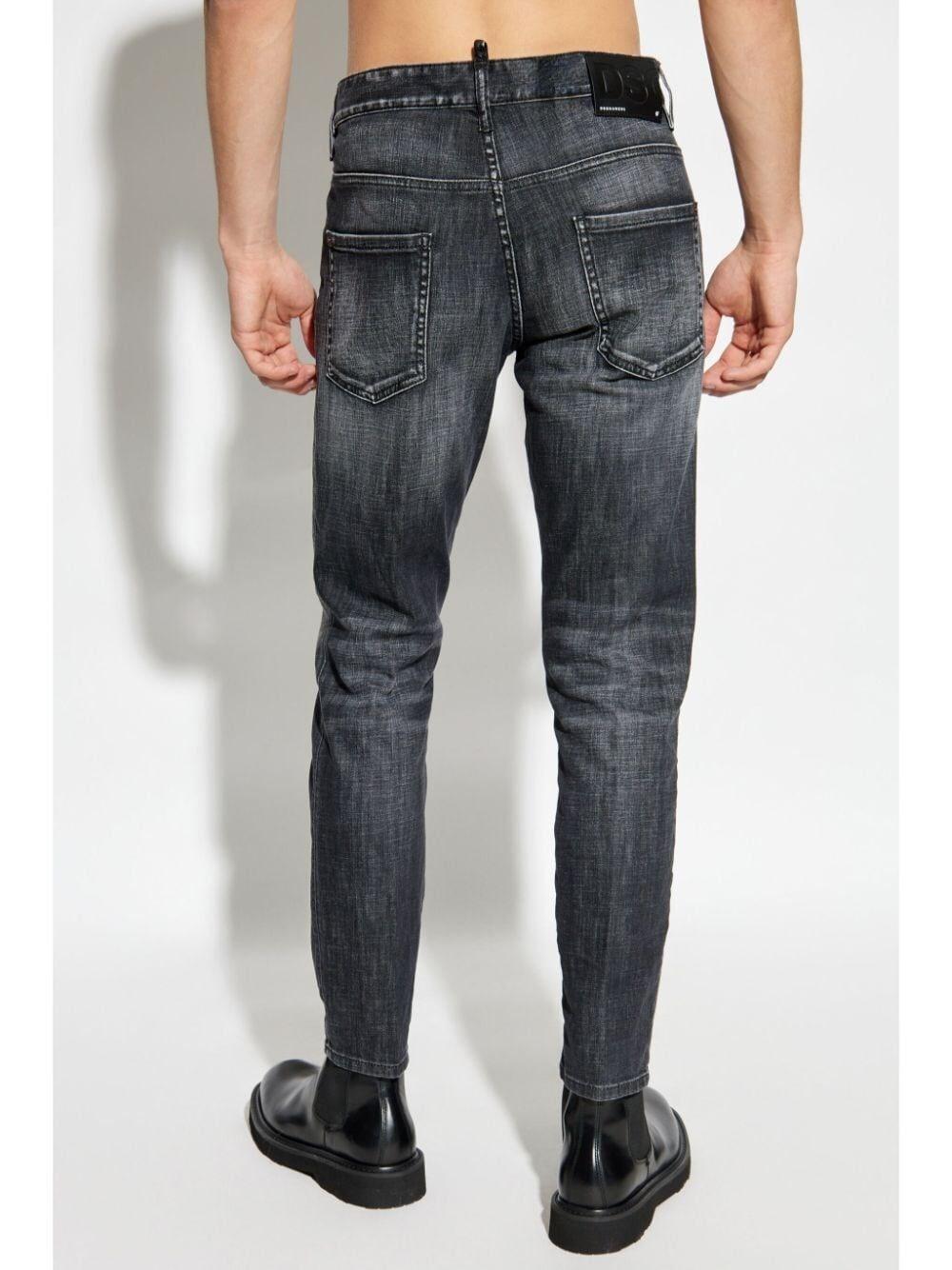 Dsquared2 `Skater` Jeans Fino al 50% di sconto
