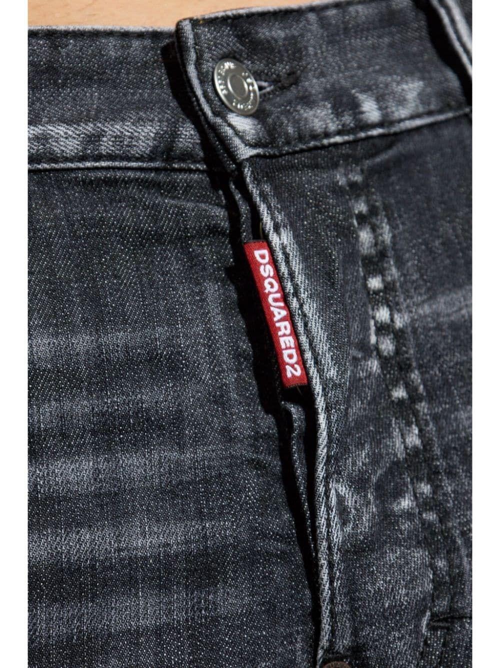Dsquared2 `Skater` Jeans Fino al 50% di sconto