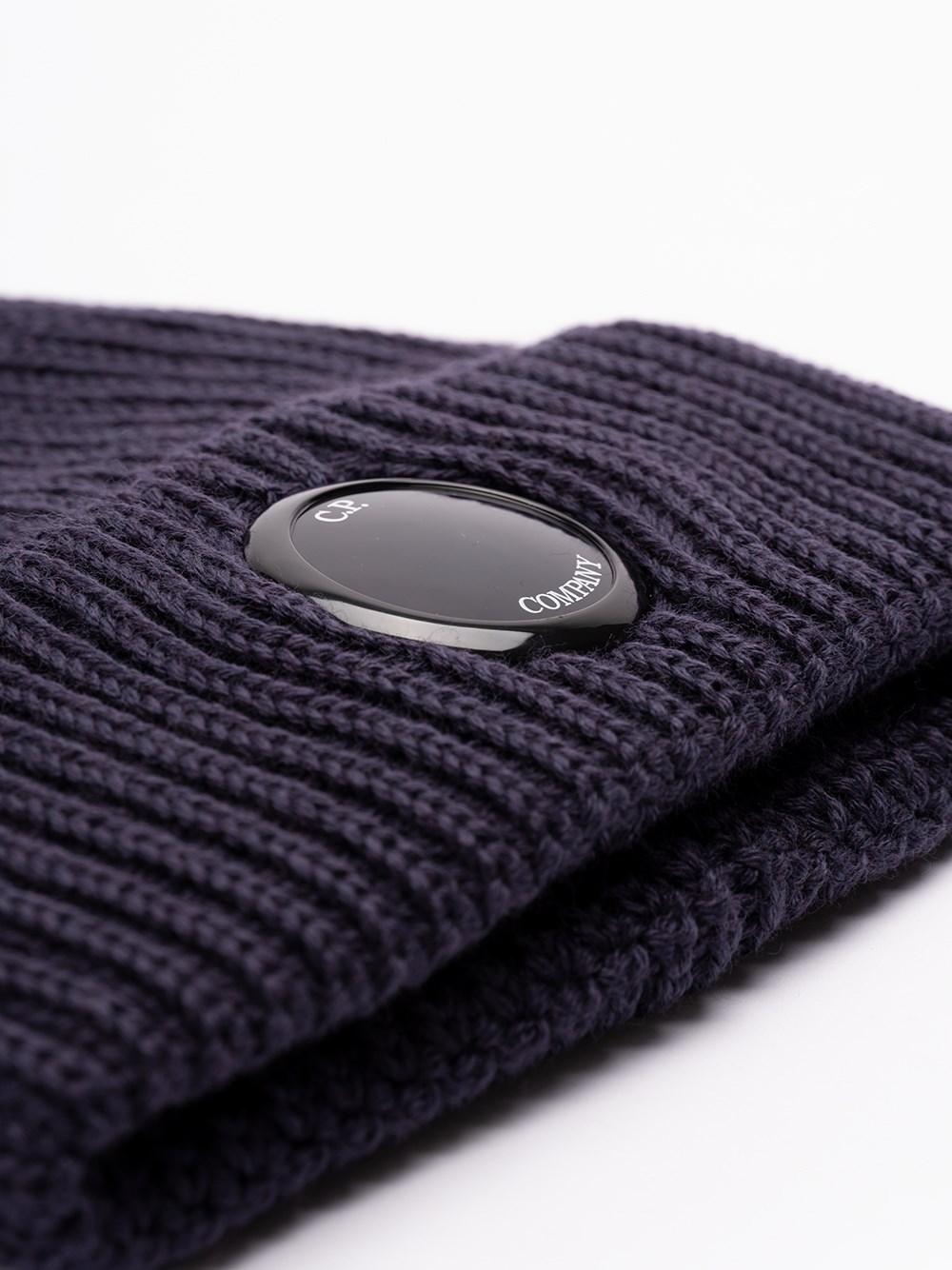 C.p. company `Lens` Beanie Fino al 55% di sconto