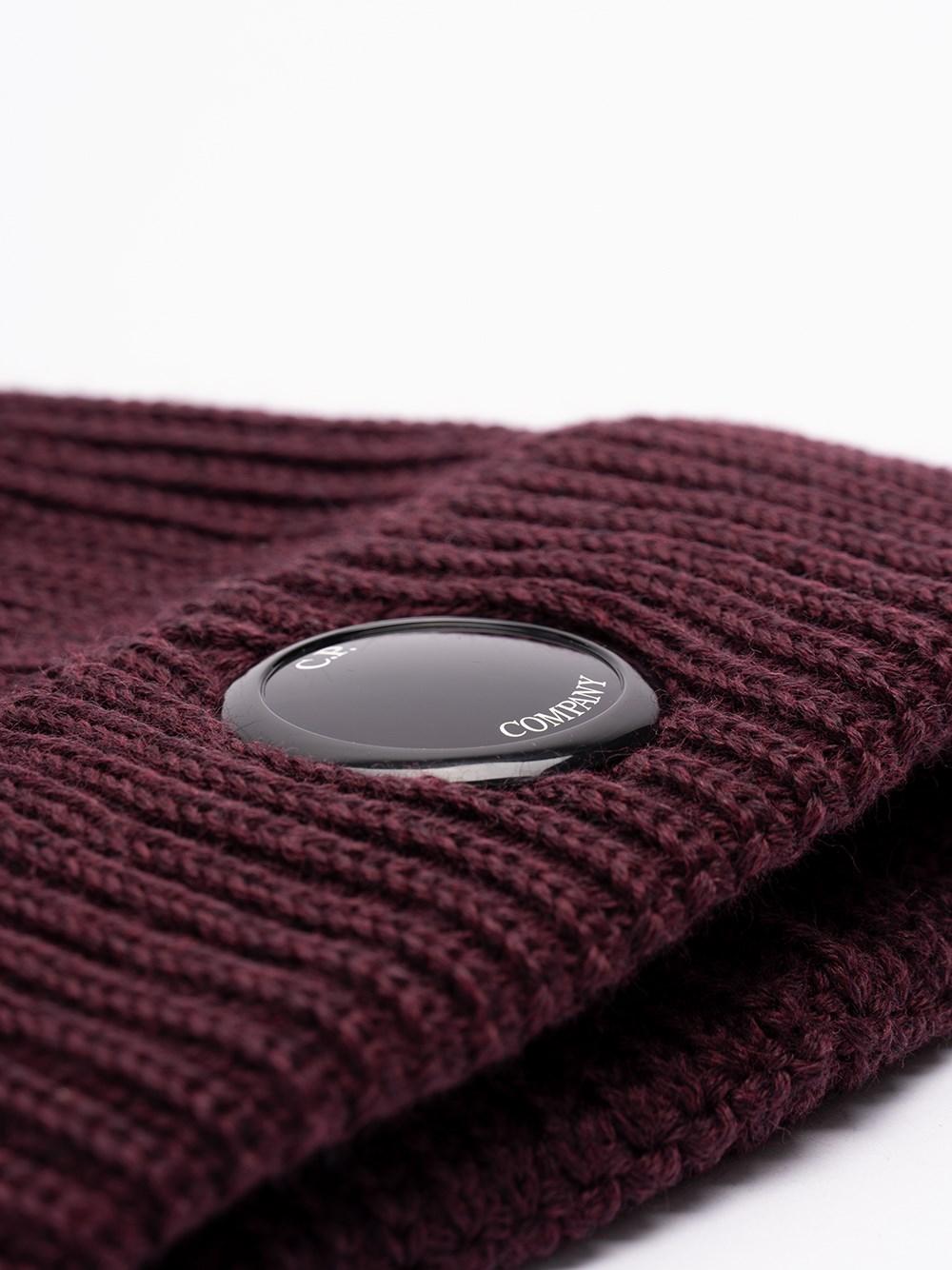 C.p. company `Lens` Beanie Discount Store per i nuovi prodotti