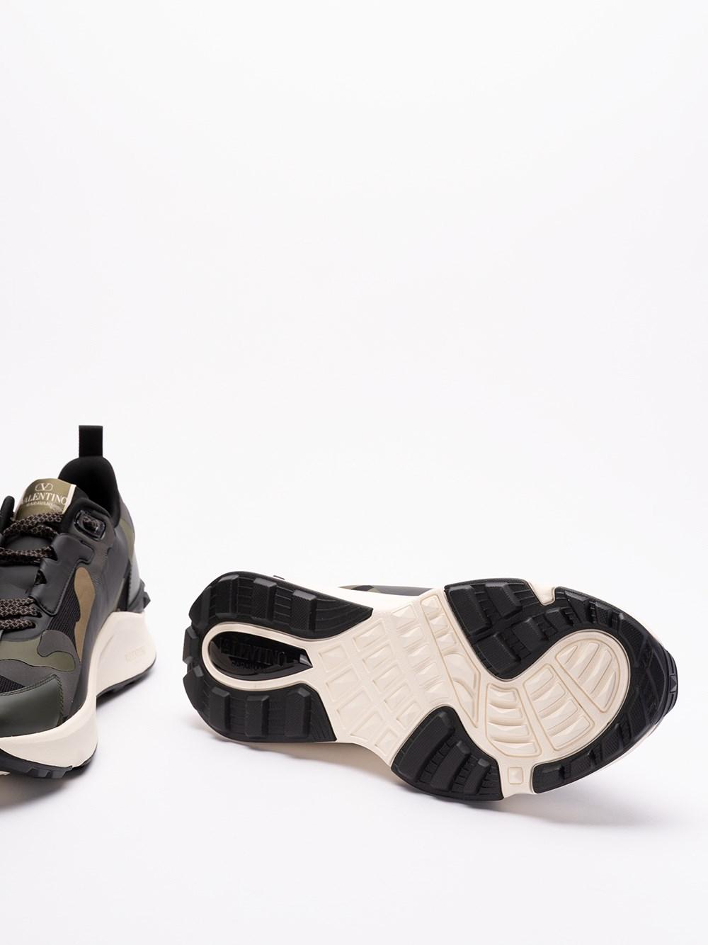 Valentino garavani `True Act` Sneakers Presa