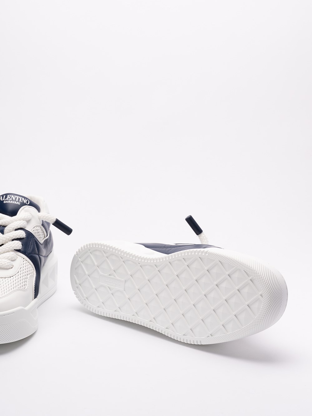 Valentino garavani `One Stud XL` Sneakers Ultimo giorno