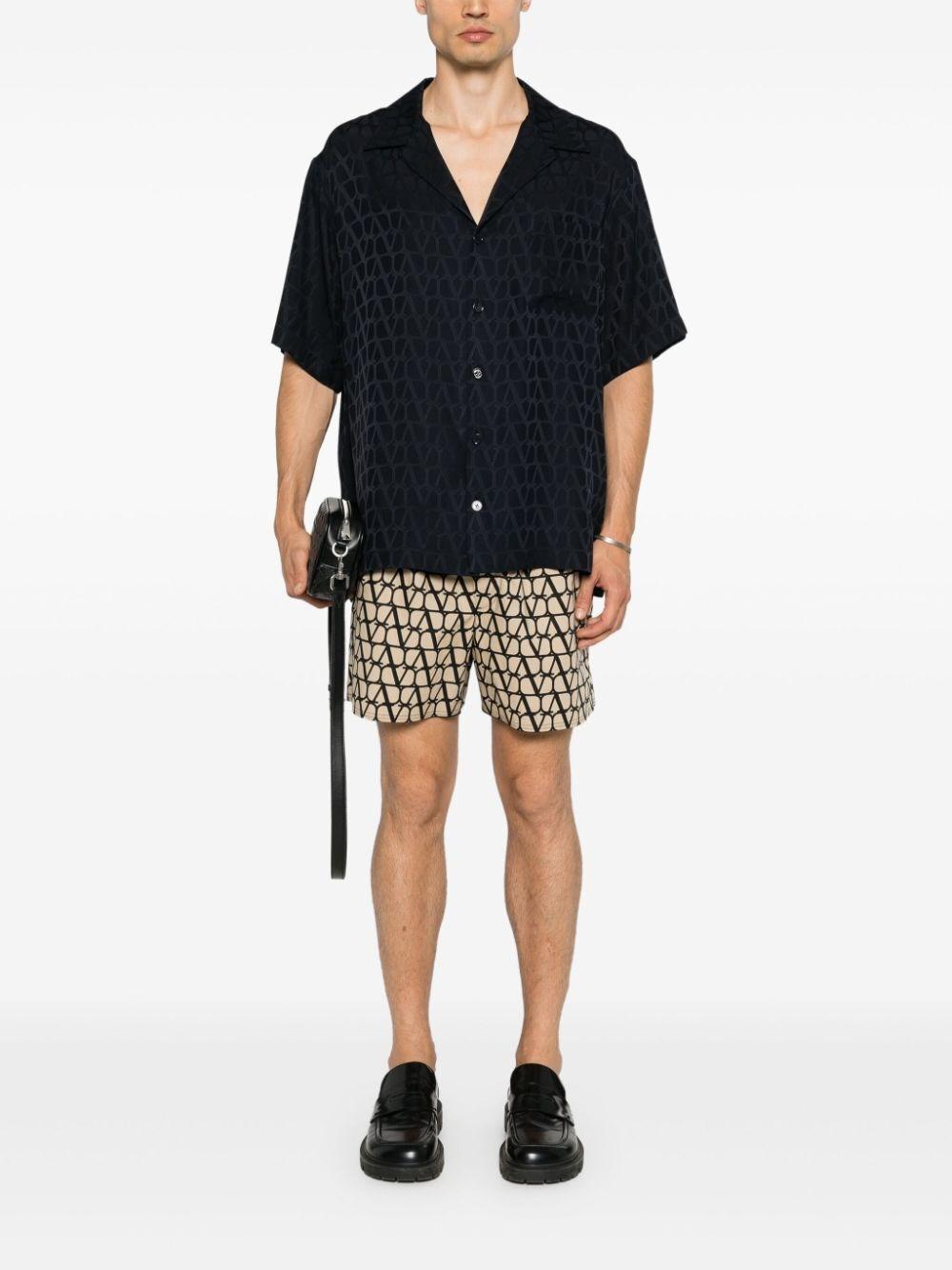 Valentino garavani `Toile Iconographe` Short Sleeve Shirt Discount Store per i nuovi prodotti