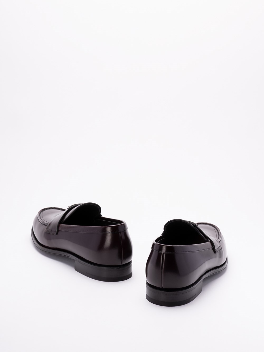 Prada Brushed Leather Loafers Vendite Flash