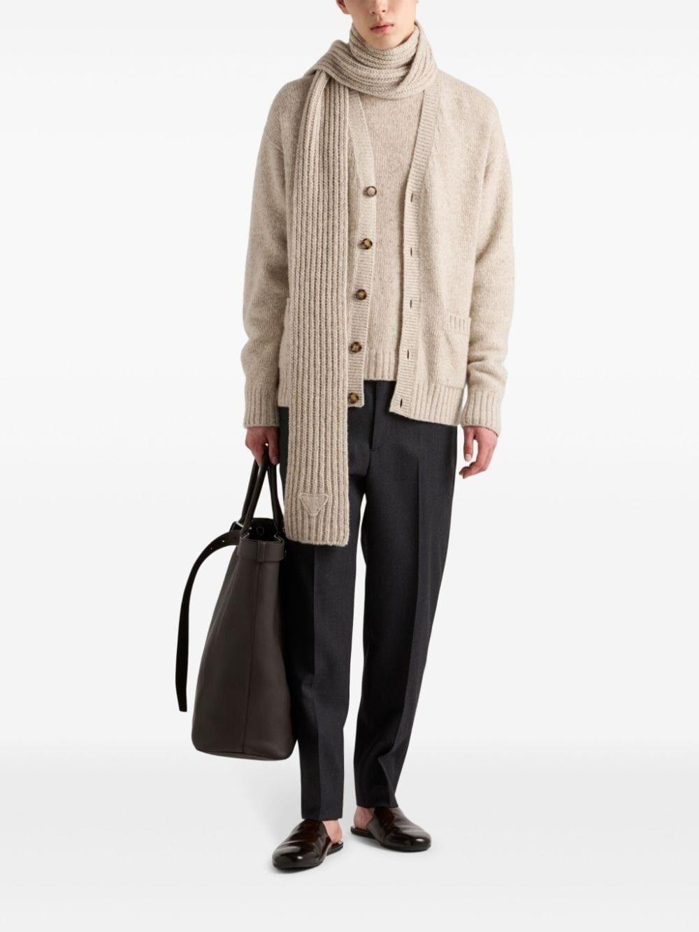 Prada Round-Neck Cashemere Sweater Grandi sconti