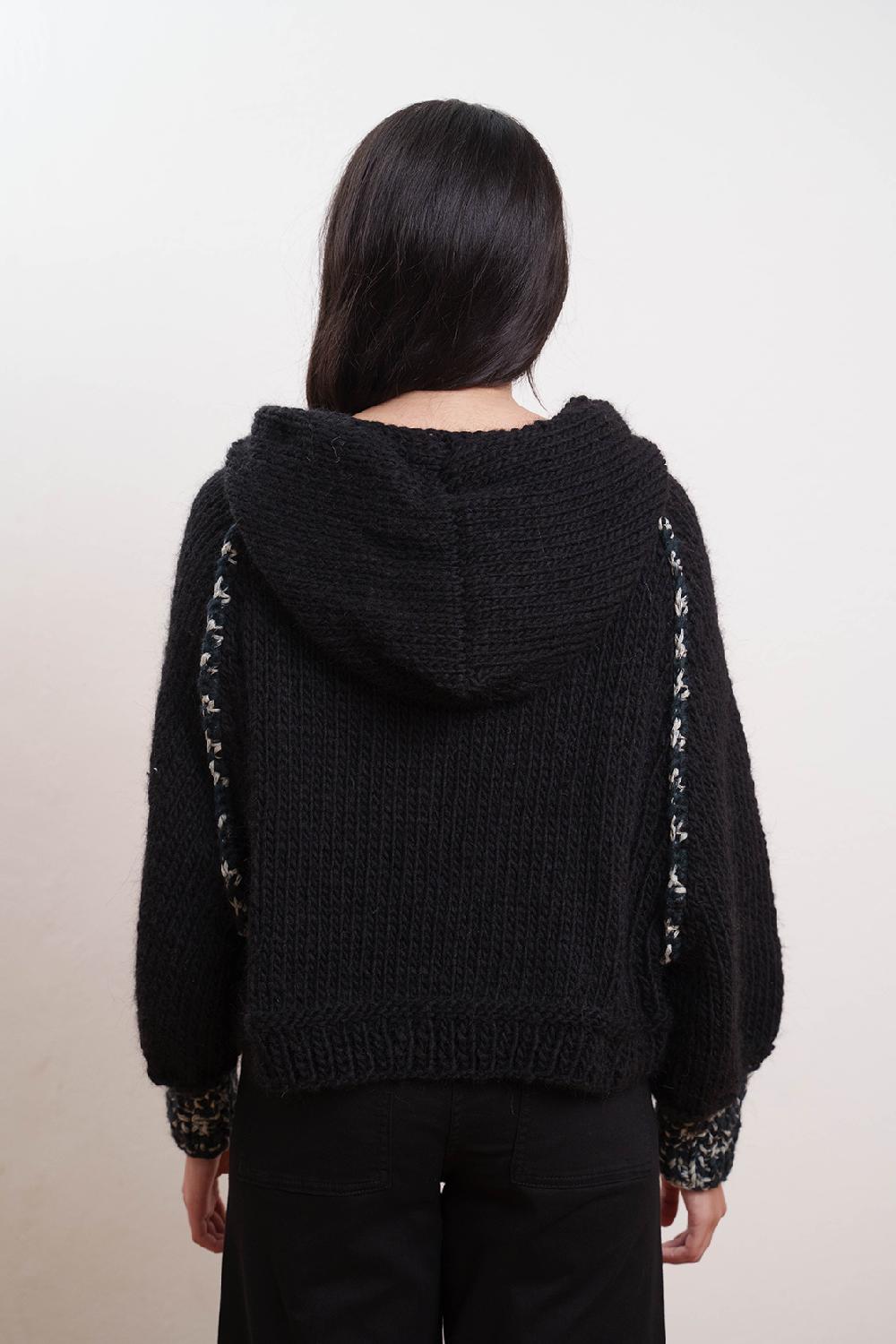Tricot à Porter Maglia con cappuccio In Vendita