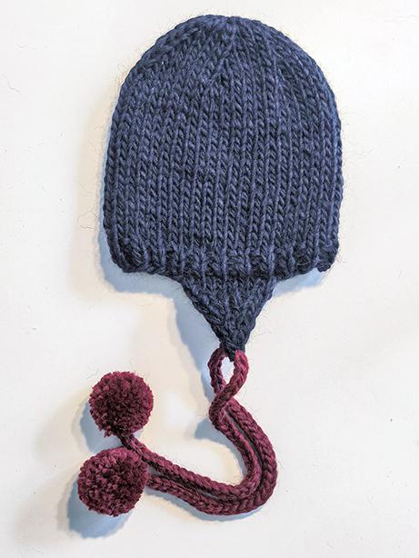 Tricot à Porter Cappello paraorecchie e pon pon Negozio