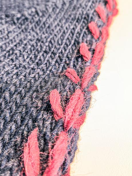 Tricot à Porter Maglia giro collo manica con ricami in costa e pp ai polsi Italy