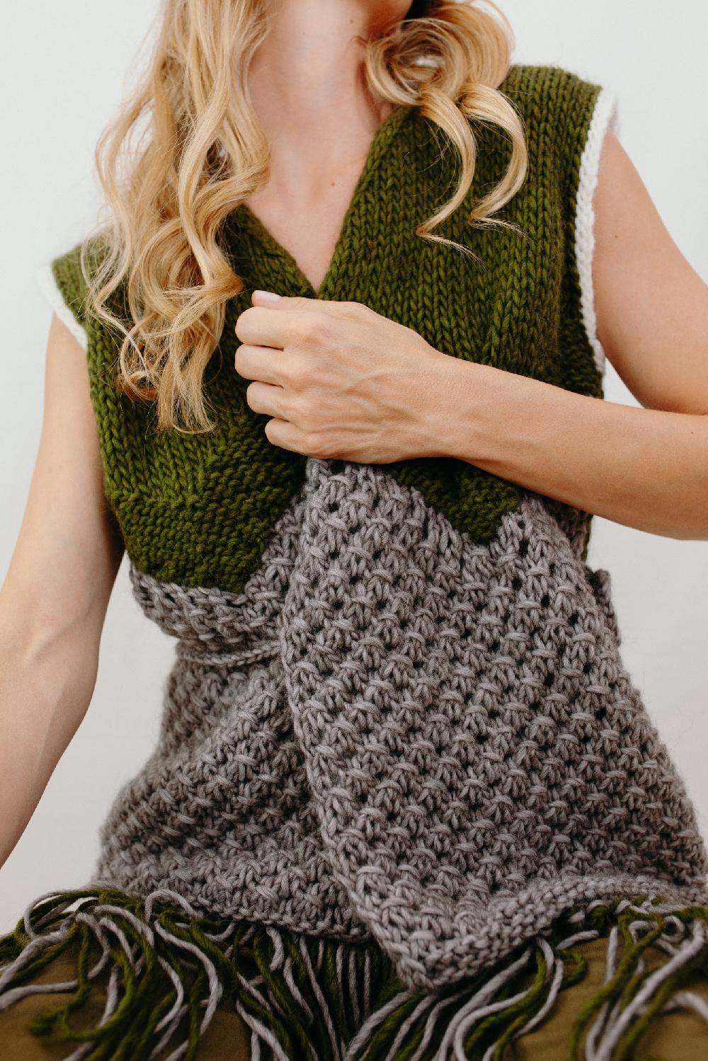 Tricot à Porter Gilet aperto con frange Prezzo Ridotto