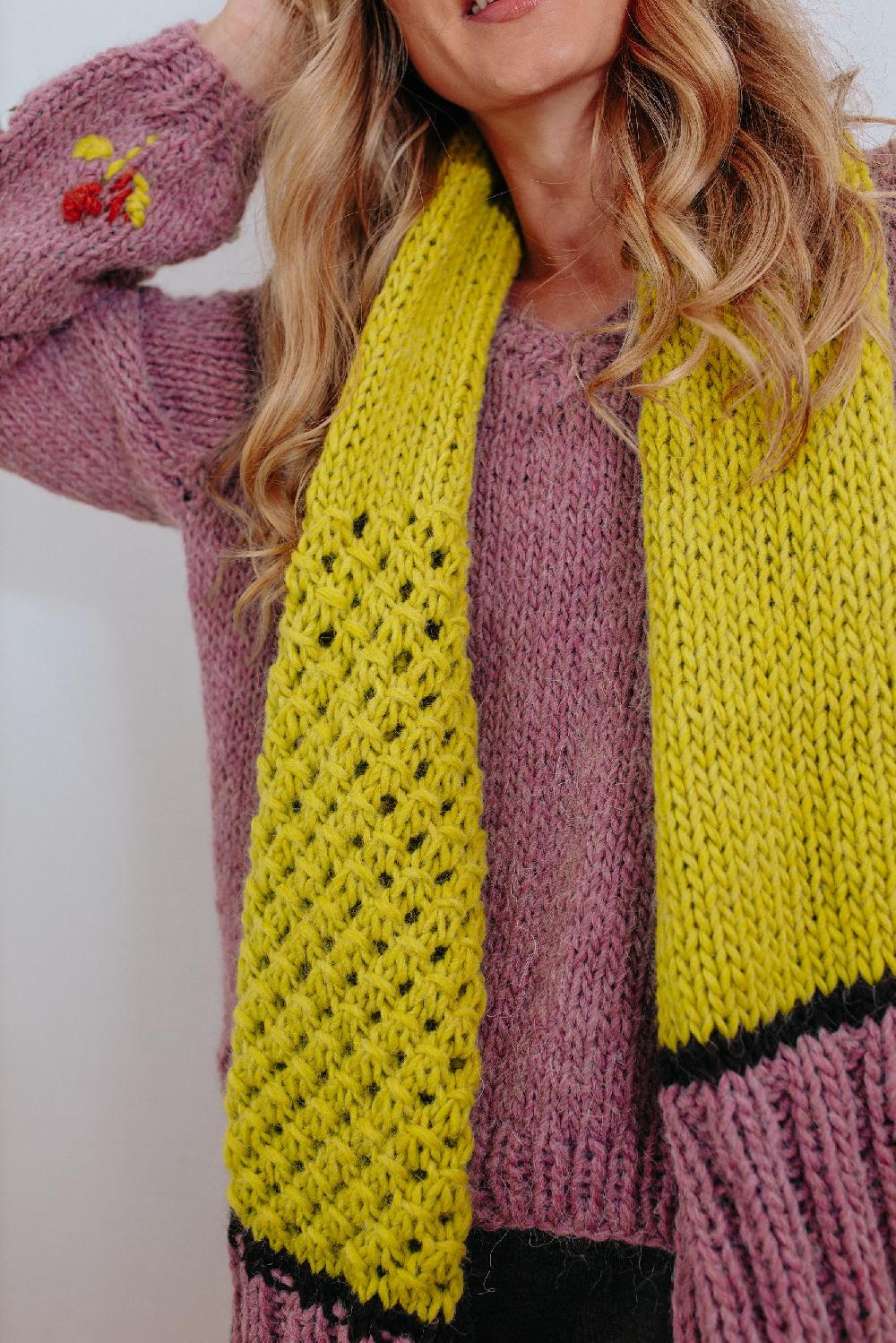 Tricot à Porter Sciarpa con coste e festoni Offerta speciale della fabbrica