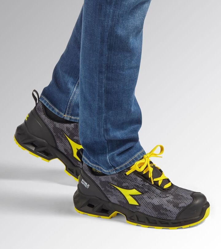 Utility Diadora SHARK STABLE IMP LOW S3S FO SR SC ESD Scarpa antinfortunistica bassa Solo un giorno rimasto