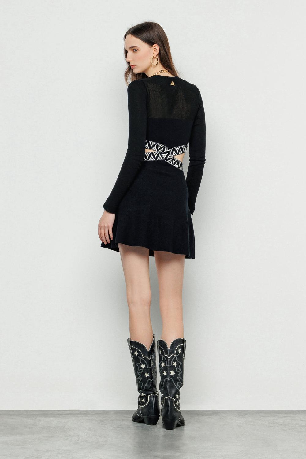Akep ABITO CORTO AKEP A RUOTA CON CUT OUT IN JACQUARD Consegna Veloce