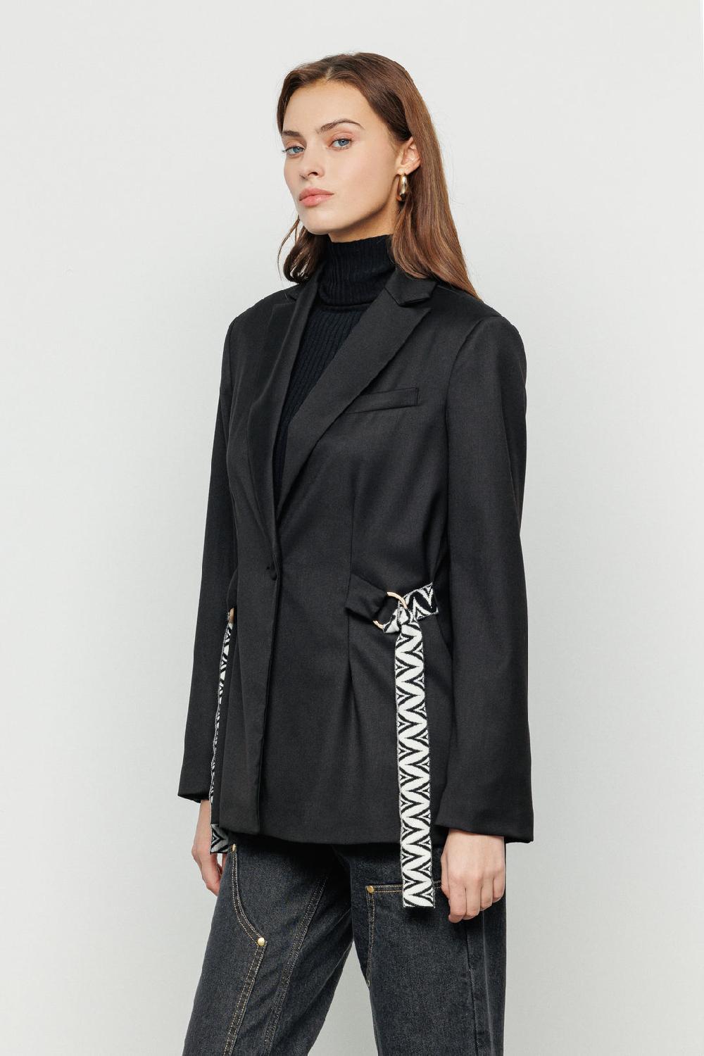 Akep BLAZER AKEP IN FRESCO LANA CON CINTURA IN MAGLIA JACQUARD 2025