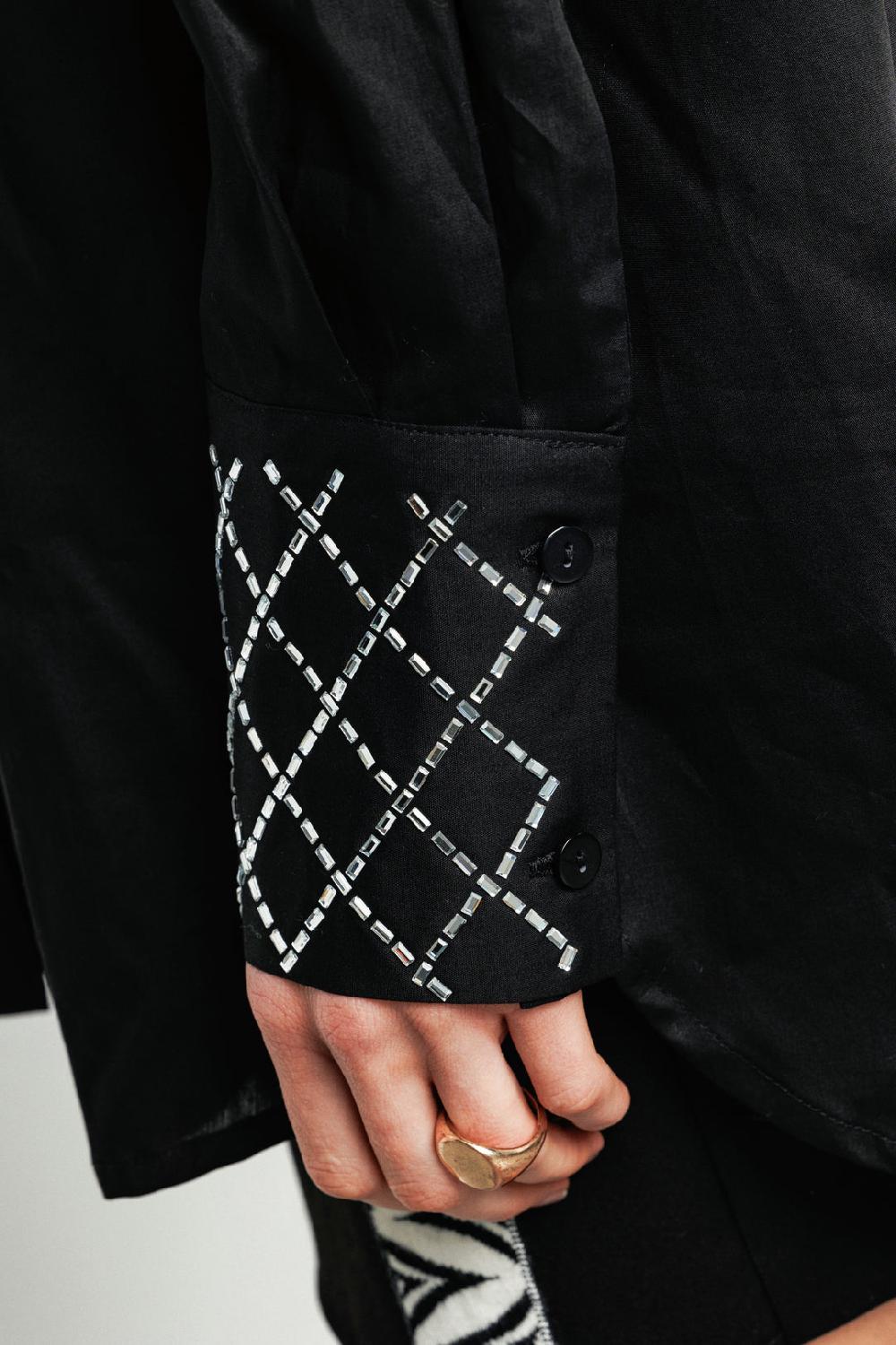 Akep CAMICIA OVERSIZE AKEP CON DETTAGLIO STRASS Spedizione Gratuita