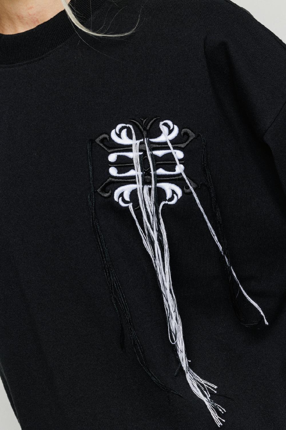 Akep T-SHIRT AKEP FIT OVERSIZE CON RICAMO SUL DAVANTI Fino Al -60%